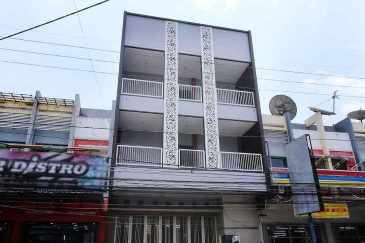 Cah Ayu Guest House Malang Exterior photo